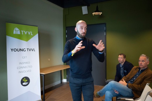 5497YoungTVVL.jpg