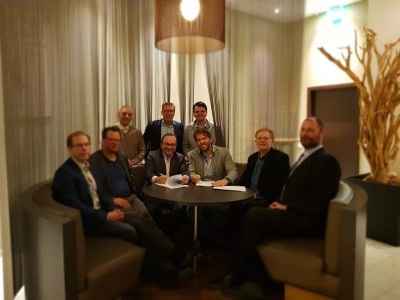 Ondertekening overeenkomst REHVA en TVVL organisatie CLIMA 2022.JPG
